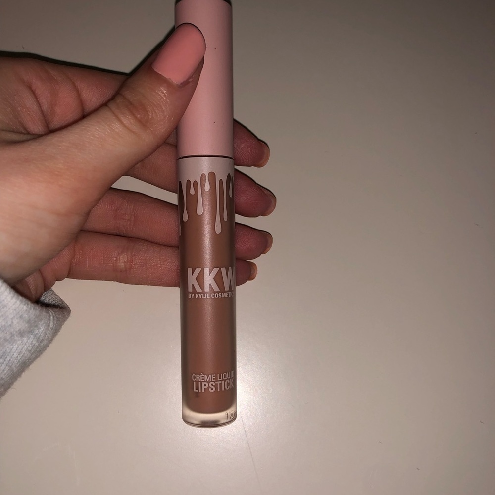 KKW Kylie Cosmetics crème liquid lipstick shade Kimberly